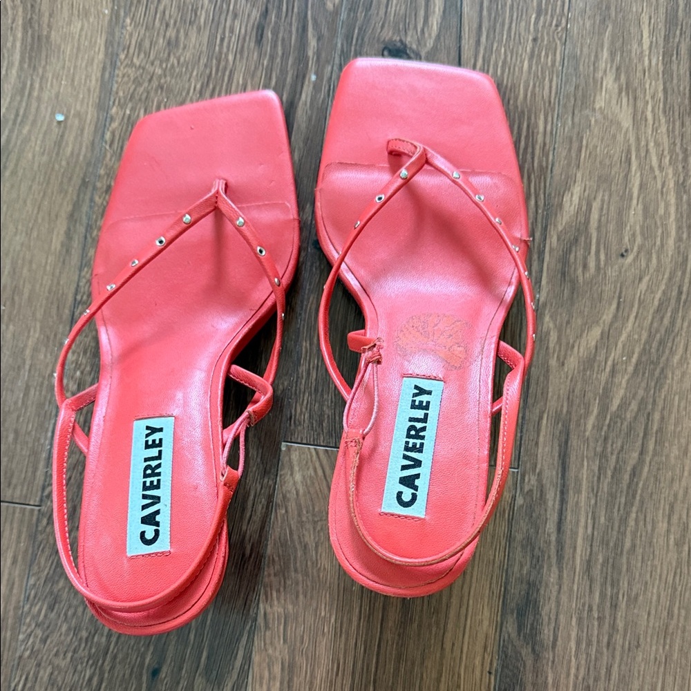 CAVERLEY Women's Coral Sandals